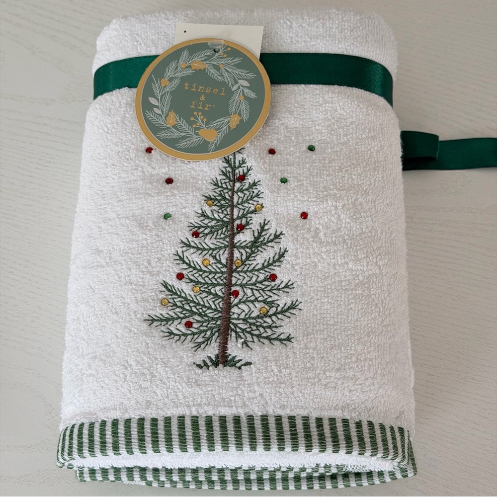 Embroidered Jeweled Holiday Tree Hand Towels